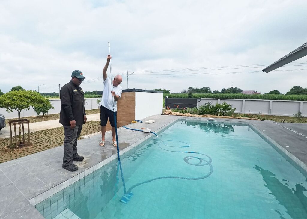 งานวางระบบสระว่ายน้ำ-